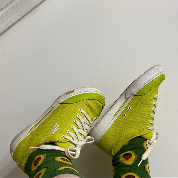 ✨SOLD✨Vintage Nike Sneakers 🎾🎾 - Picture 2 of 16